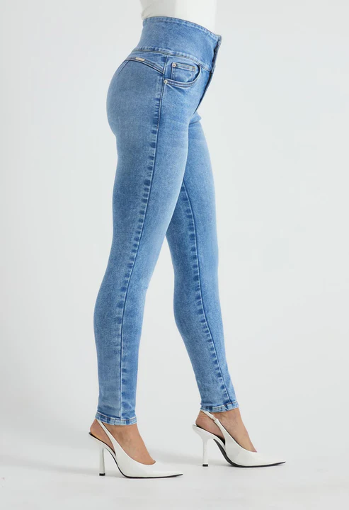 Jean escultor claro y bota tubo para mujer - Vista 3