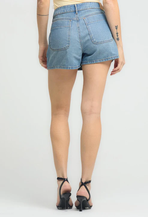 Falda short medio con bolsillo para mujeres - Vista 4